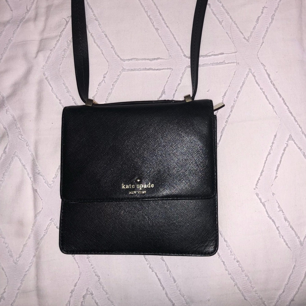 GREAT CONDITION Kate Spade crossbody bag